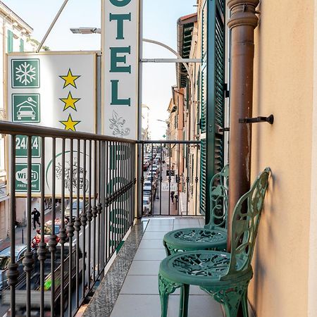 Hotel Posta - 3 Stars - Comfortable Stay In Вентимилья Экстерьер фото