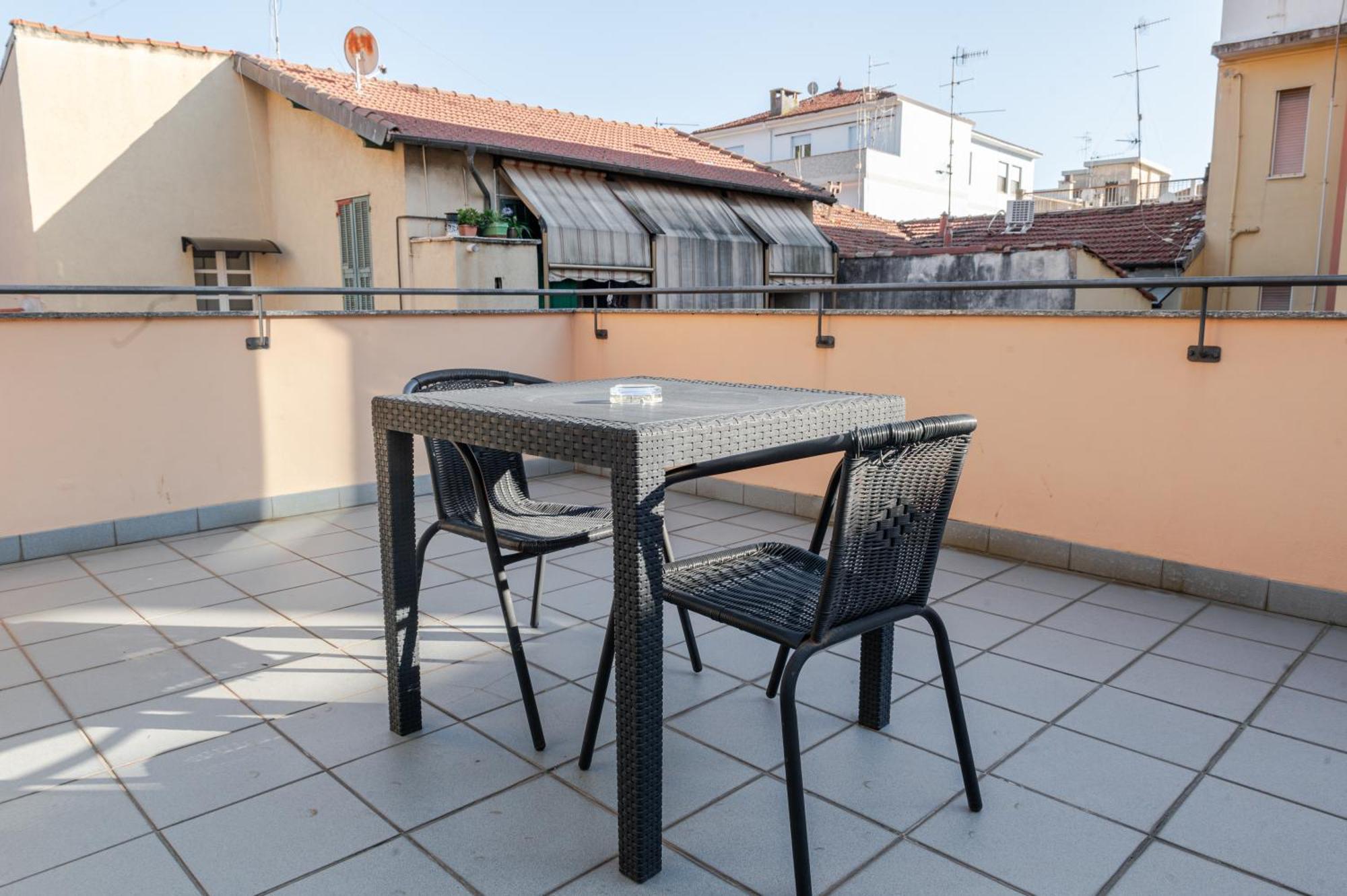 Hotel Posta - 3 Stars - Comfortable Stay In Вентимилья Экстерьер фото